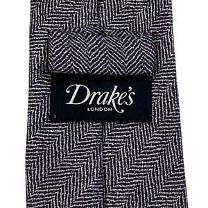 Drakes London Navy White Herringbone Silk Linen Tie Handmade in England 3.25in